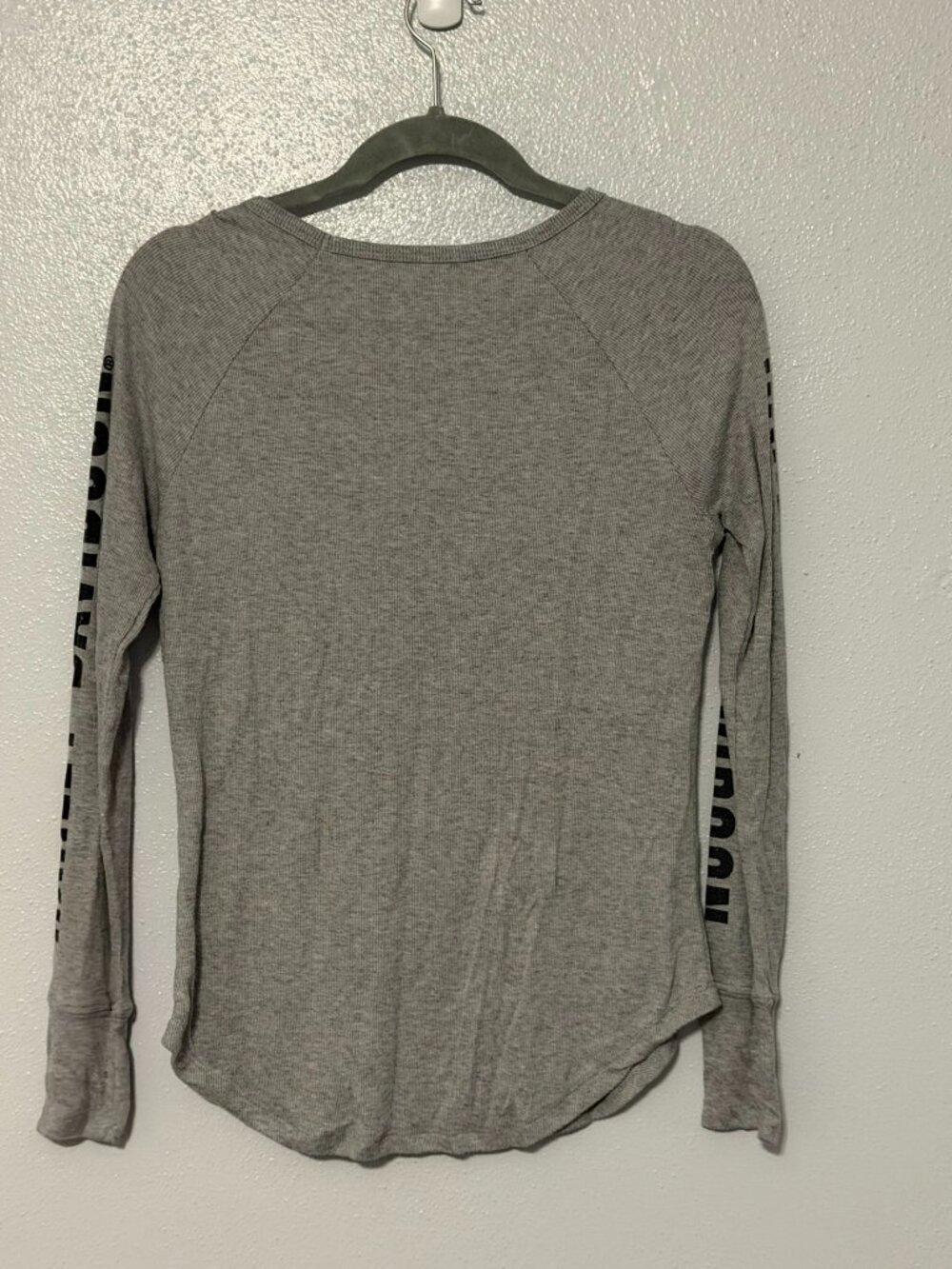Women's Harley-Davidson Bar & Shield Rib-Knit Long Sleeve Shirt - Picture 2 of 3